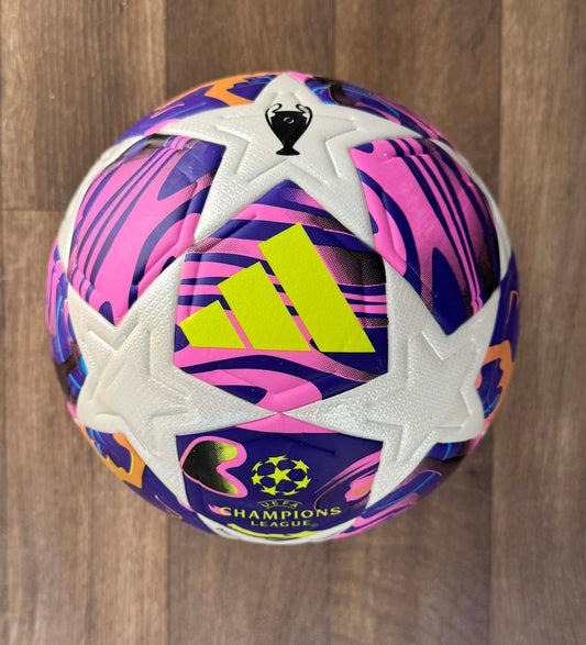 ballon de football UEFA Champions League.