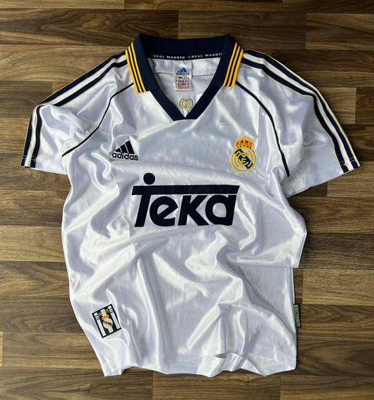 T-shirt vintage domicile Real Madrid, saison 1998/1999.