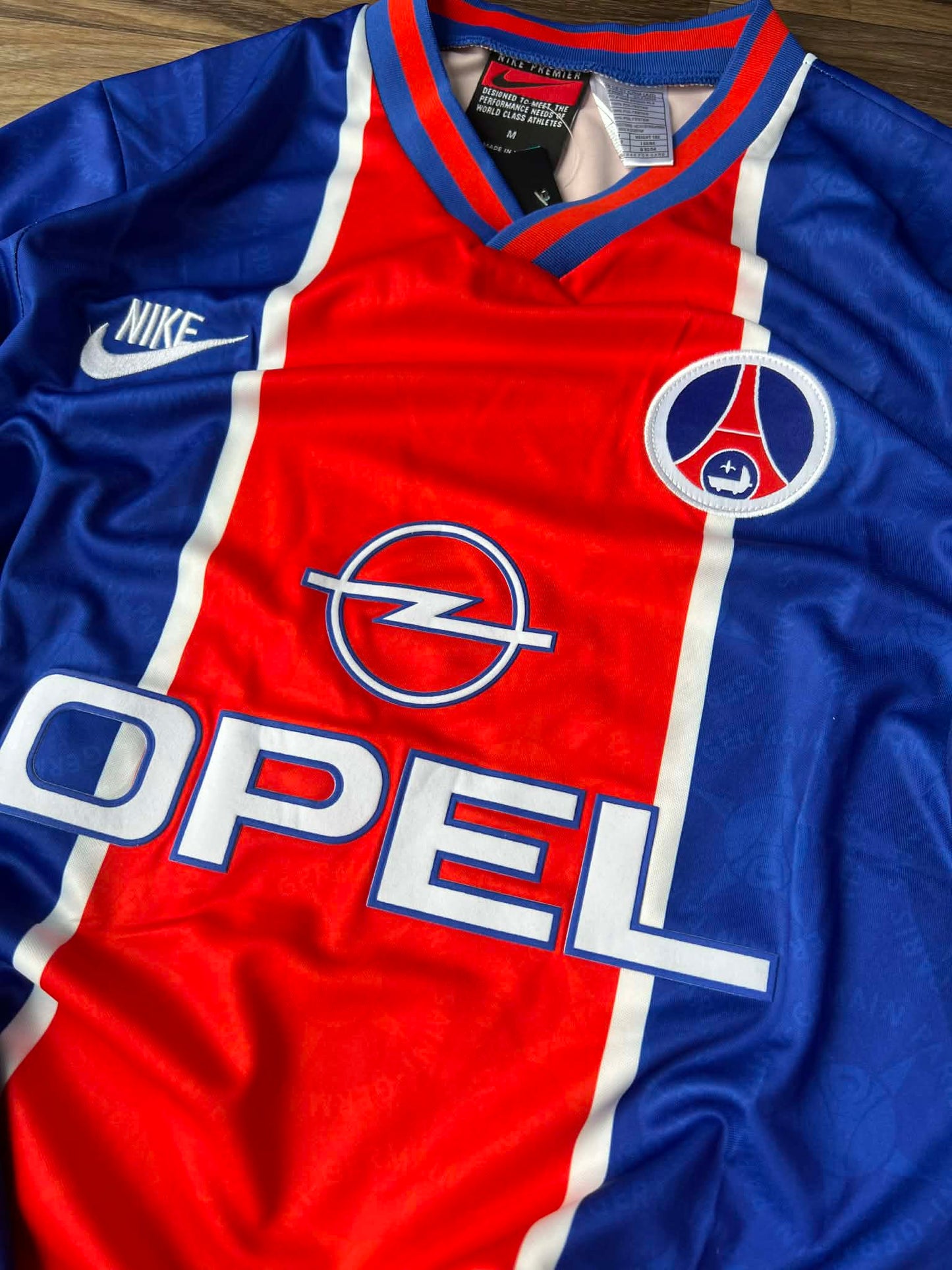 T-shirt vintage Paris Saint-Germain,saison 1995-1996